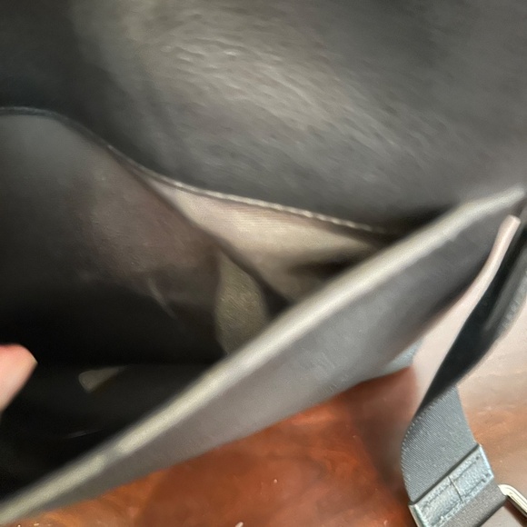 Coach Flight Messenger Crossbody Men’s Black Pebble Leather Bag C2057-F68014 EUC - Picture 9 of 11